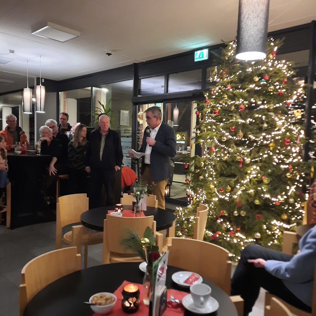 Wat leven we met zijn allen in een prachtige gemeenschap hier in Lunteren!